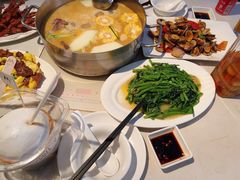 -肥仔文澳门猪骨煲(南京西路店)