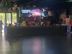 -极限PLAY运动娱乐新世界·团建派对潮玩休闲馆·室内蹦极高空游乐园