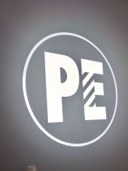 -PE SALON