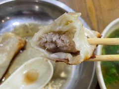 -黄阿姨锅贴大王(万航渡路店)