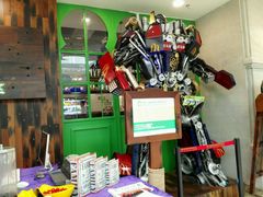 -亚马逊环球美食百汇(新城吾悦广场店)