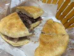 -闫家驴肉老店(华电一校店)