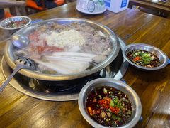 -泸州酸菜豆花火锅川师店