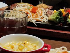 -豪客来牛排(空港华联店)