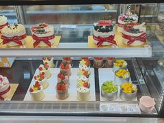 -花花卷卷·鲜食蛋糕(静安久光百货店)