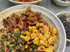 -梅溪·小伙子干挑面(安吉总店)