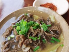 -谢老五跷脚牛肉·非遗传承店