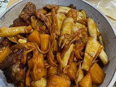-内蒙焖面大盆骨餐馆(山大路店)