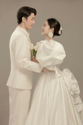 点击看大图 -挪娅婚纱摄影皇家会所