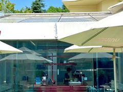 -UNI UNI(环亚凯瑟琳店)