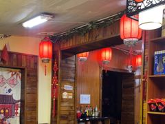 -果松木炭酸菜铜火锅·外婆参鸡汤