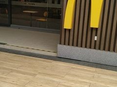 门面-麦当劳(电白服务区店)