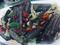 -四川小胡子海鲜(丁村万人海鲜广场店)