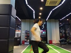 -Freedom Fitness私教健身俱乐部(徐虹北路店)