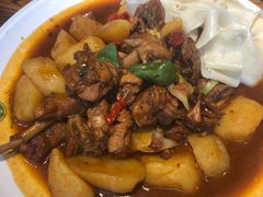 沙湾大盘鸡-塔哈尔·新疆盛宴(城西银泰店)