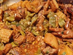 -山河屯铁锅炖(哈西站店)