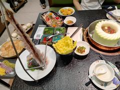 -得意咚瓜·顺德鱼生·冬瓜火锅(深圳首店)