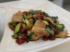 -张无刺无刺酸菜鱼(光明荟乐缤纷店)