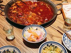 -旧街市鲜货老火锅(大光路店)