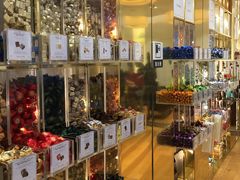 -VENCHI 闻绮(上海佛罗伦萨小镇店)