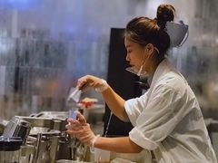 餐具摆设-喜茶(深圳欢乐海岸LAB店)