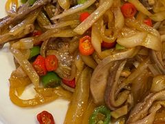 酸萝卜炒猪肚-穆鑫楼食府