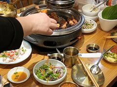 -青瓦餐厅·生鱼片·韩园烤肉(西塔店)