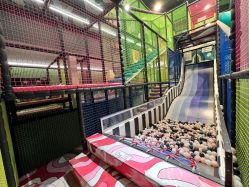 -MELAND CLUB亲子乐园·派对·餐厅(北京芳圆里ID MALL店)