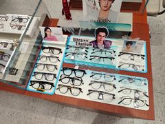 -吴良材眼镜(南翔印象城MEGA店)