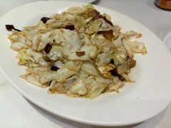 手撕包菜-刘胖子家常菜·蹄花焖藕(江汉路总店)