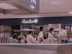 -M Stand(宁波万象城店)