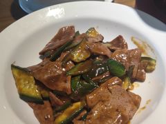 -吕氏疙瘩汤·新鲁菜(新贵和店)