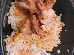 烤牛肉盖饭-HONGA HONGA雄家(曹路店)
