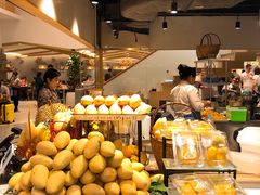 -ROAST coffee & eatery