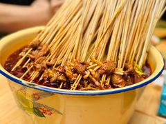 -拈签一笑黄牛肉辣卤串串