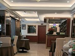 -喜乐餐厅•灯笼虾球首创者•本地小海鲜(二马路店)
