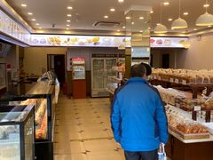 -红宝石·鲜奶小方·海派西点房(南丹店)