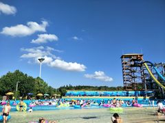 -热带风暴水上乐园