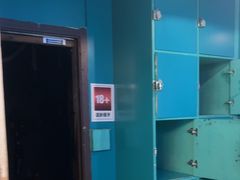 -荒岛实景沉浸密室(江汉路1店)