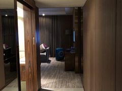 -昆明中心皇冠假日酒店