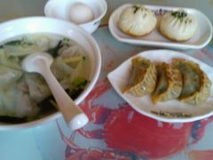 -麦谷轻餐(郑记粥铺金汇店)