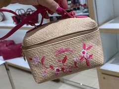 -Longchamp(佛罗伦萨小镇奥特莱斯店)