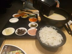 -阿香米线(中原万达店)