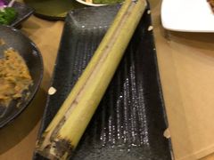 -香巴拉云南餐厅(华莱坞店)