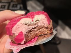 -好利来(上海长宁龙之梦店)
