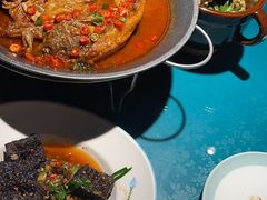 -呷湘厨·鱼汤捞饭·剁椒鱼头·辣椒炒肉(国家会展中心店)