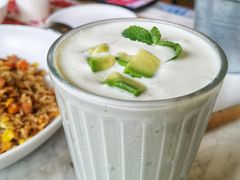 牛油果奶昔-卡朋西餐(较场西路店)