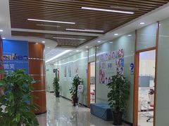 -茂菊口腔连锁(浦东南路店)