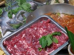-王奋斗贵州酸汤牛肉火锅