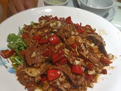 -黄泥岗·地道湖北菜(奥特莱斯店)